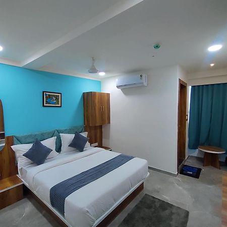 Hotel Lee Park Ahmedabad Exterior photo