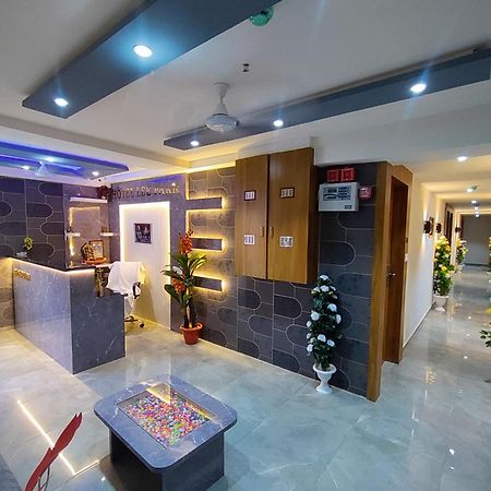 Hotel Lee Park Ahmedabad Exterior photo